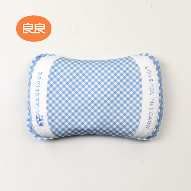 枕面微微凉 自然睡得香